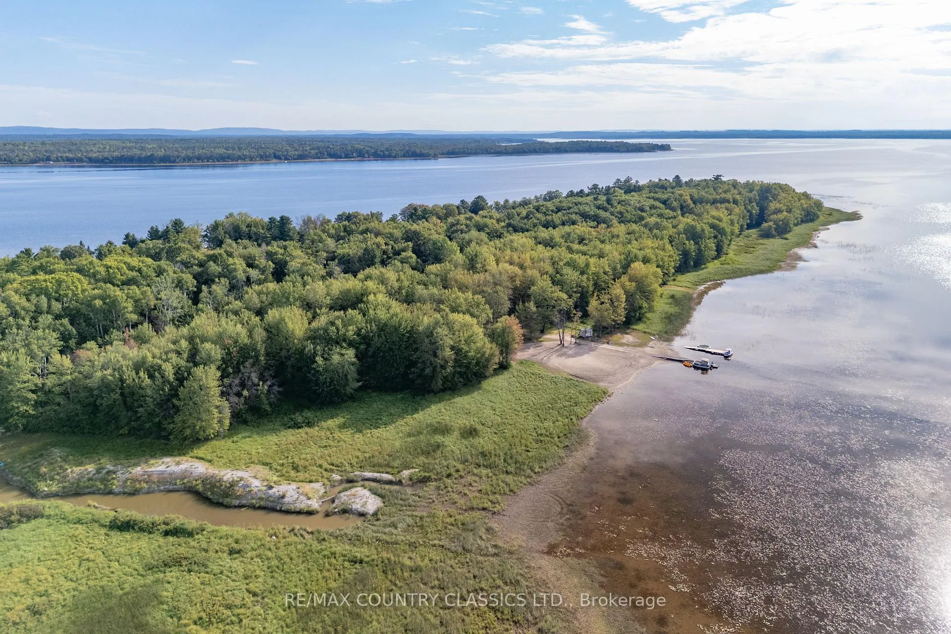 Photo 12 of 50 Sullivan Point Road, Laurentian Valley — HOMEH