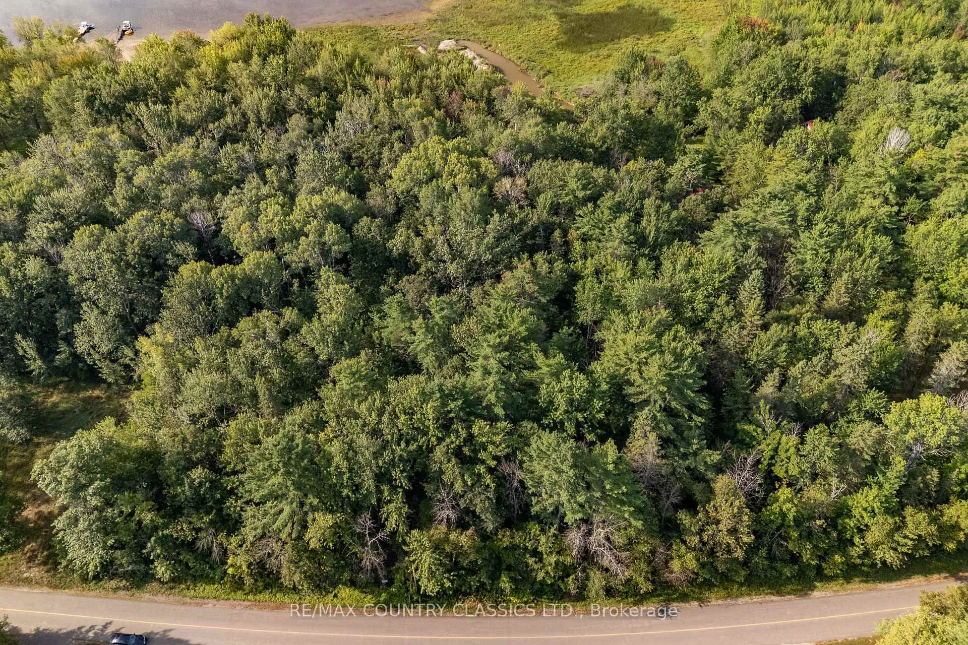 Photo 14 of 50 Sullivan Point Road, Laurentian Valley — HOMEH