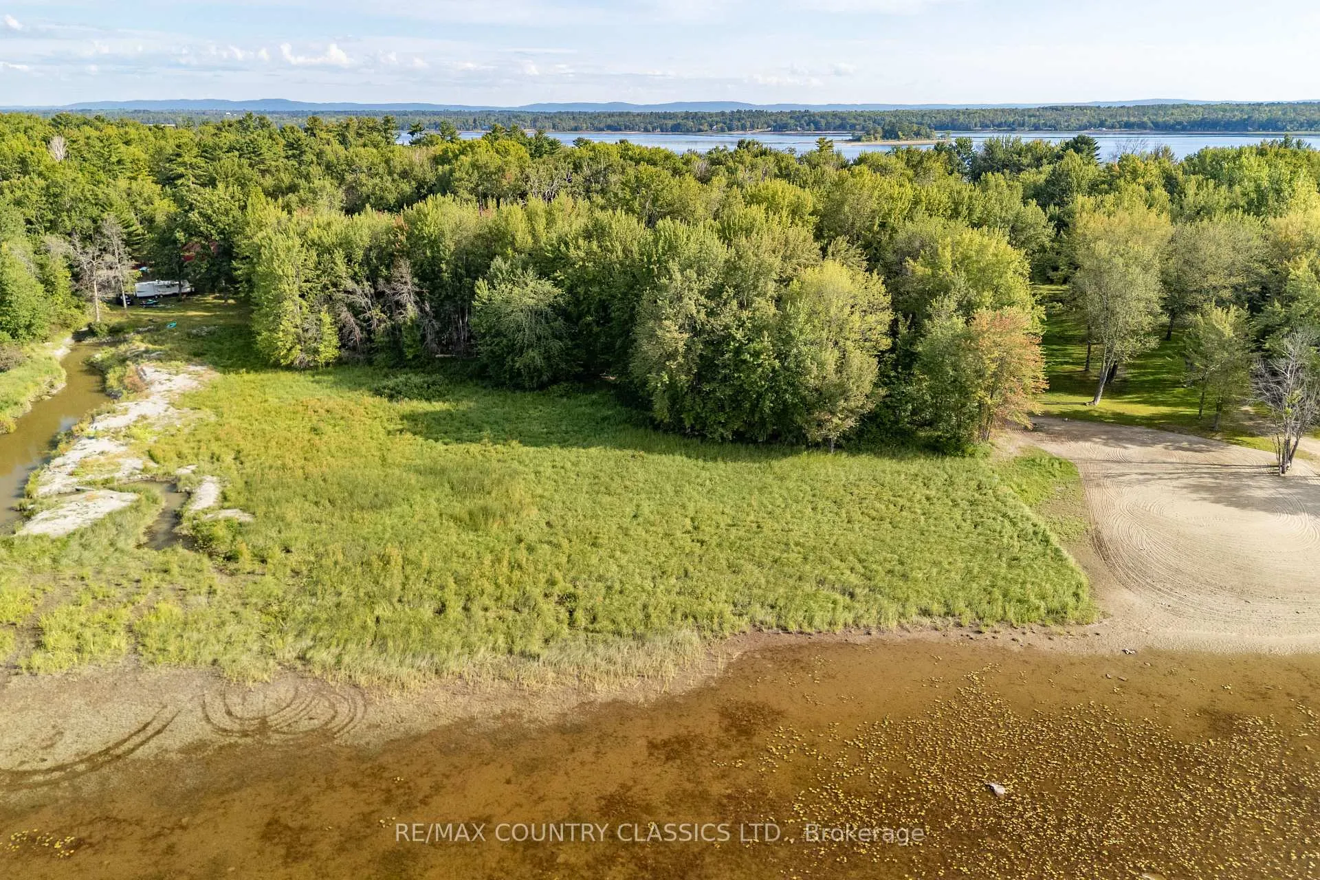 Photo 15 of 50 Sullivan Point Road, Laurentian Valley — HOMEH