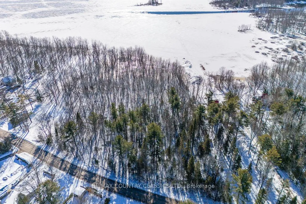 Photo 24 of 50 Sullivan Point Road, Laurentian Valley — HOMEH