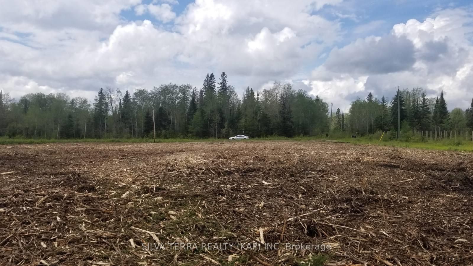 Photo 5 of 99 Ash Street, Kapuskasing — HOMEH