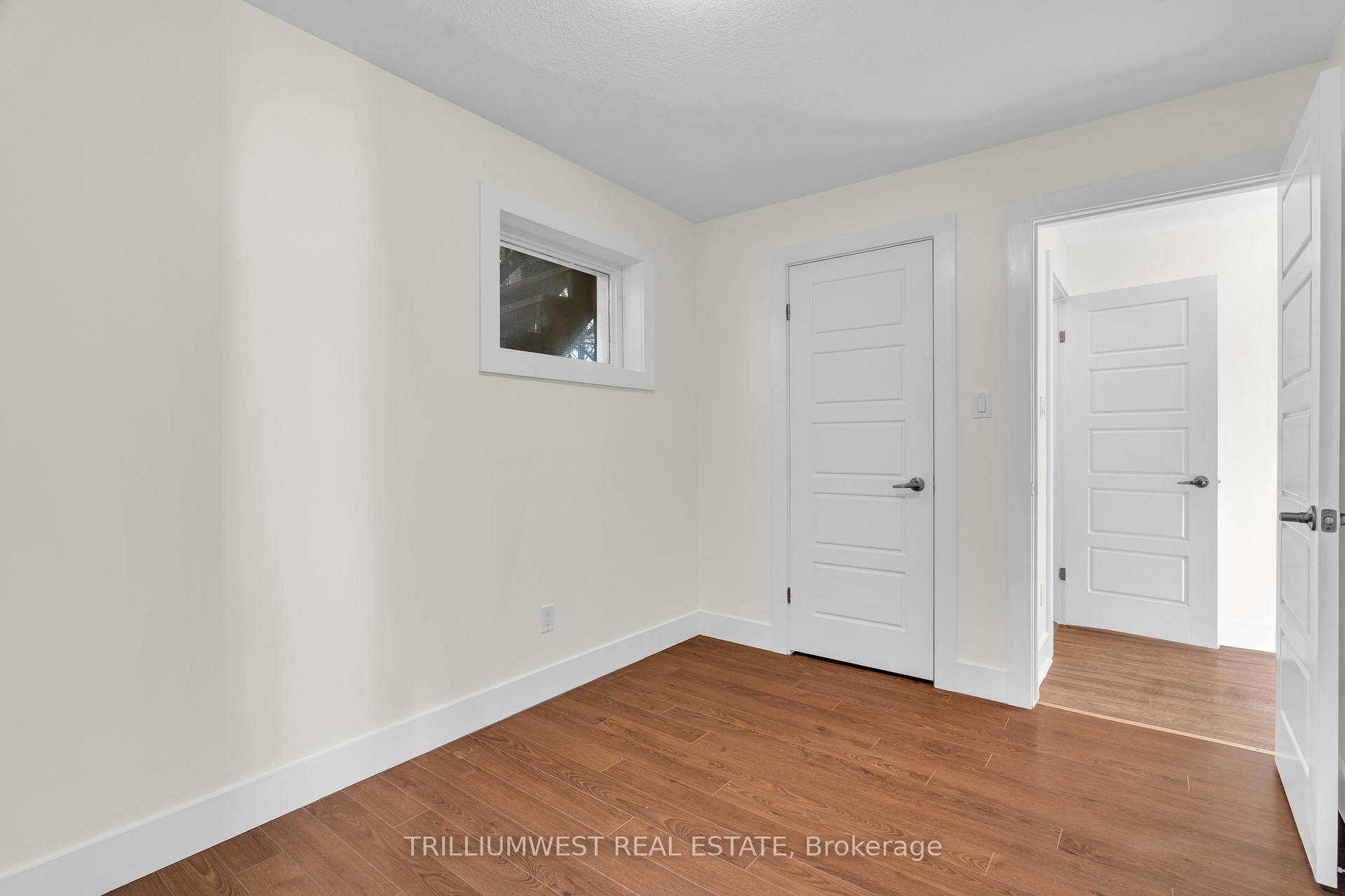 Photo 15 of Unit Unit B (Main), 98 Church Street, Kitchener — HOMEH