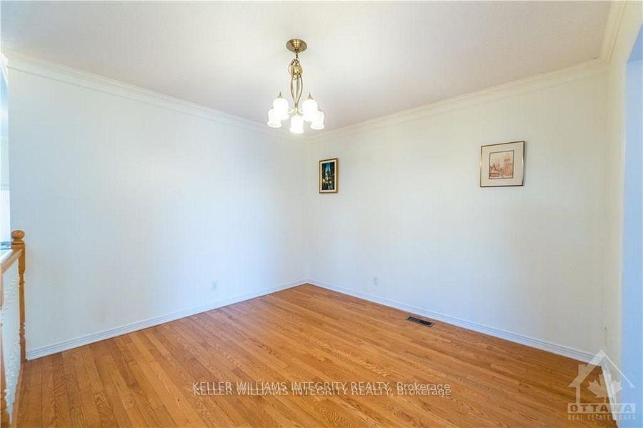 Photo 8 of 3187 Uplands Drive, Ottawa, Hunt Club Woods — HOMEH