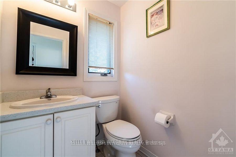 Photo 11 of 3187 Uplands Drive, Ottawa, Hunt Club Woods — HOMEH