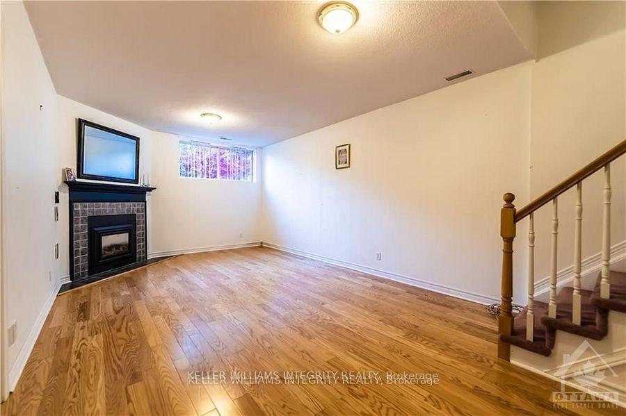 Photo 26 of 3187 Uplands Drive, Ottawa, Hunt Club Woods — HOMEH