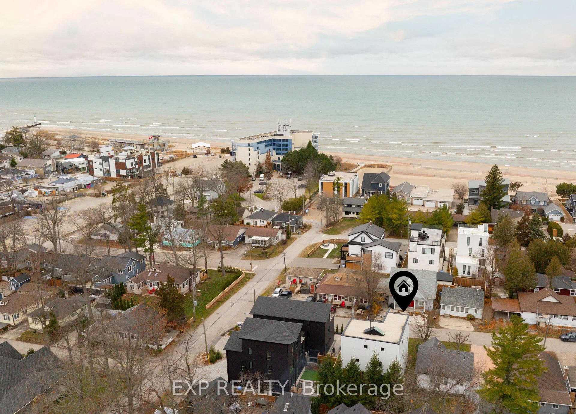 Photo 68 of 26 Huron Street, Lambton Shores, Grand Bend — HOMEH