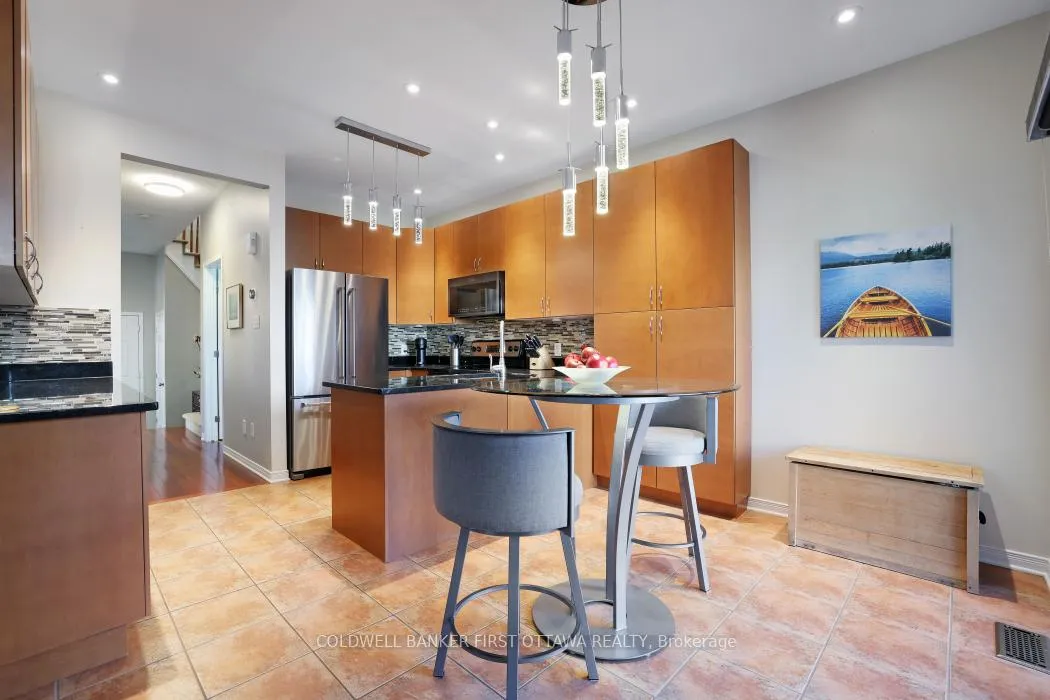 Photo 14 of 104 Streamside Crescent, Ottawa, Kanata - Morgan's Grant/South March — HOMEH