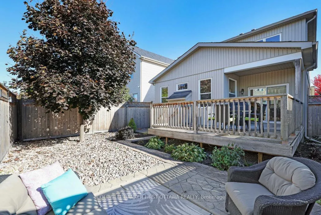 Photo 38 of 104 Streamside Crescent, Ottawa, Kanata - Morgan's Grant/South March — HOMEH