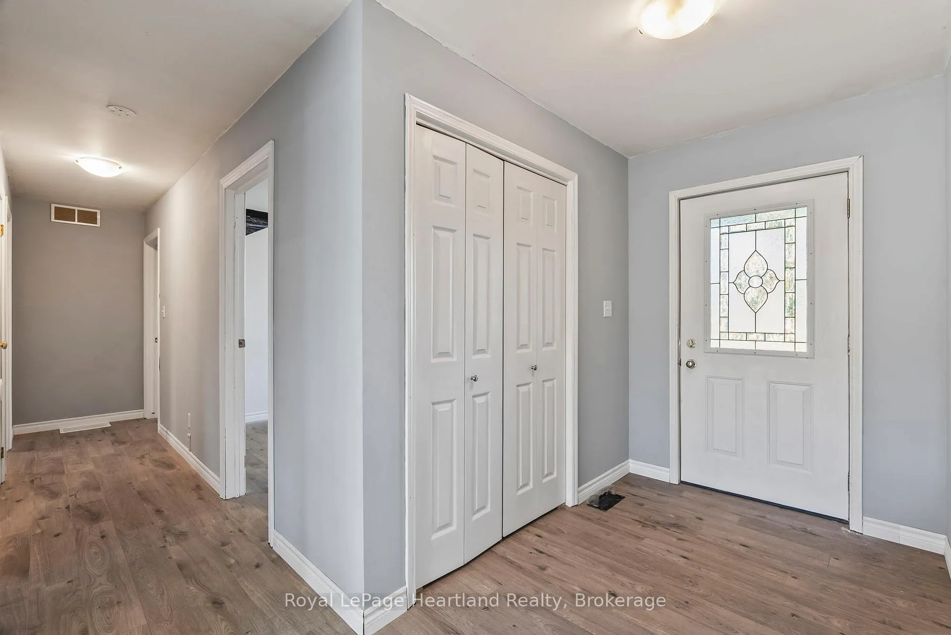 Photo 14 of 1020 Main Street, Howick — HOMEH