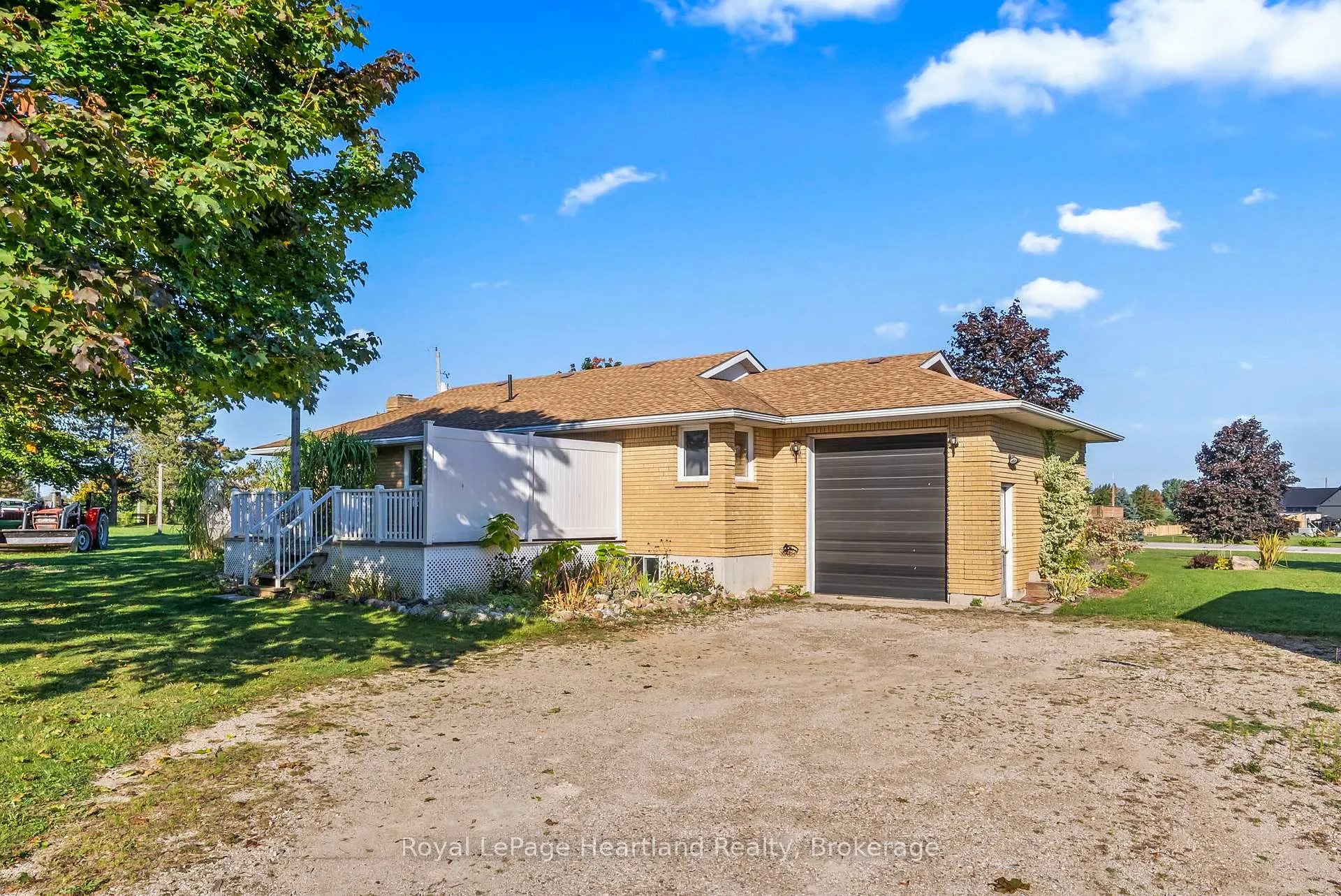 Photo 33 of 1020 Main Street, Howick — HOMEH