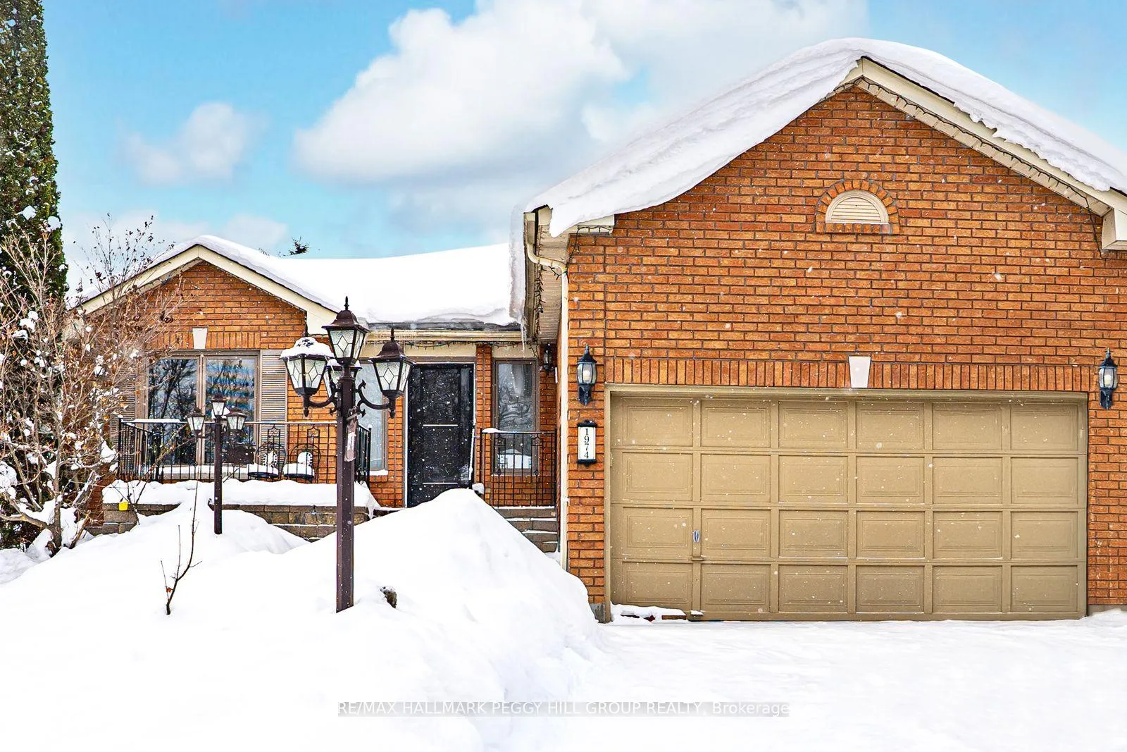 Photo 1 of 1974 Craig Road, Innisfil, Alcona — HOMEH