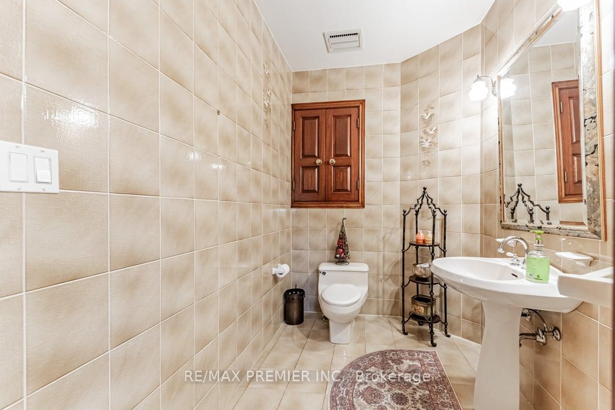 Photo 13 of 21 Knudson Lane, Vaughan, East Woodbridge — HOMEH