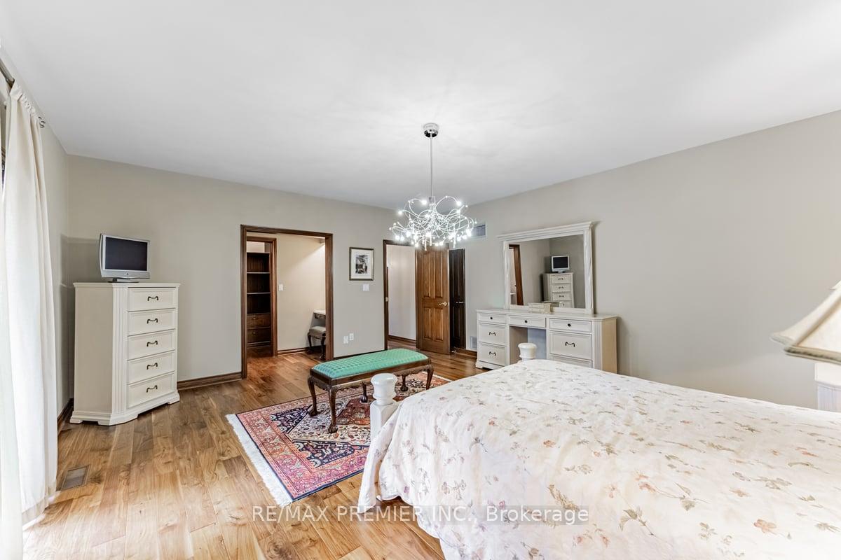 Photo 11 of 21 Knudson Lane, Vaughan, East Woodbridge — HOMEH