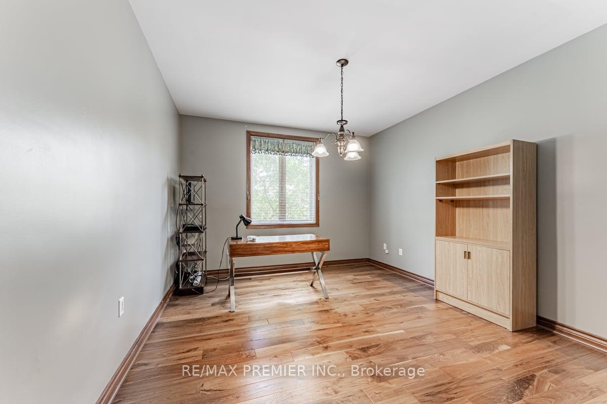 Photo 20 of 21 Knudson Lane, Vaughan, East Woodbridge — HOMEH