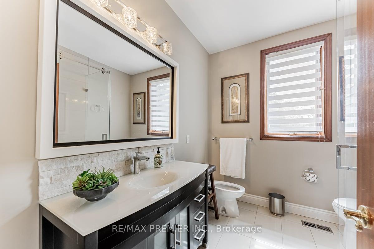 Photo 16 of 21 Knudson Lane, Vaughan, East Woodbridge — HOMEH