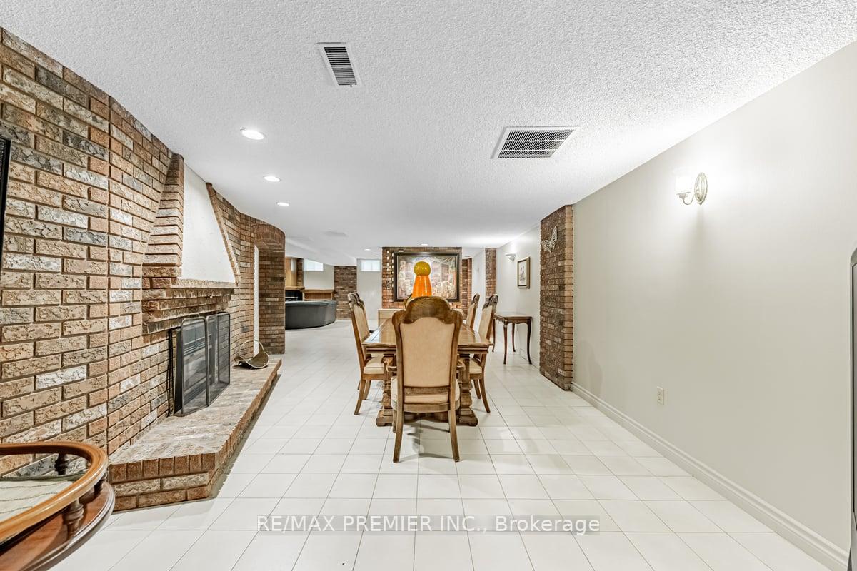 Photo 23 of 21 Knudson Lane, Vaughan, East Woodbridge — HOMEH