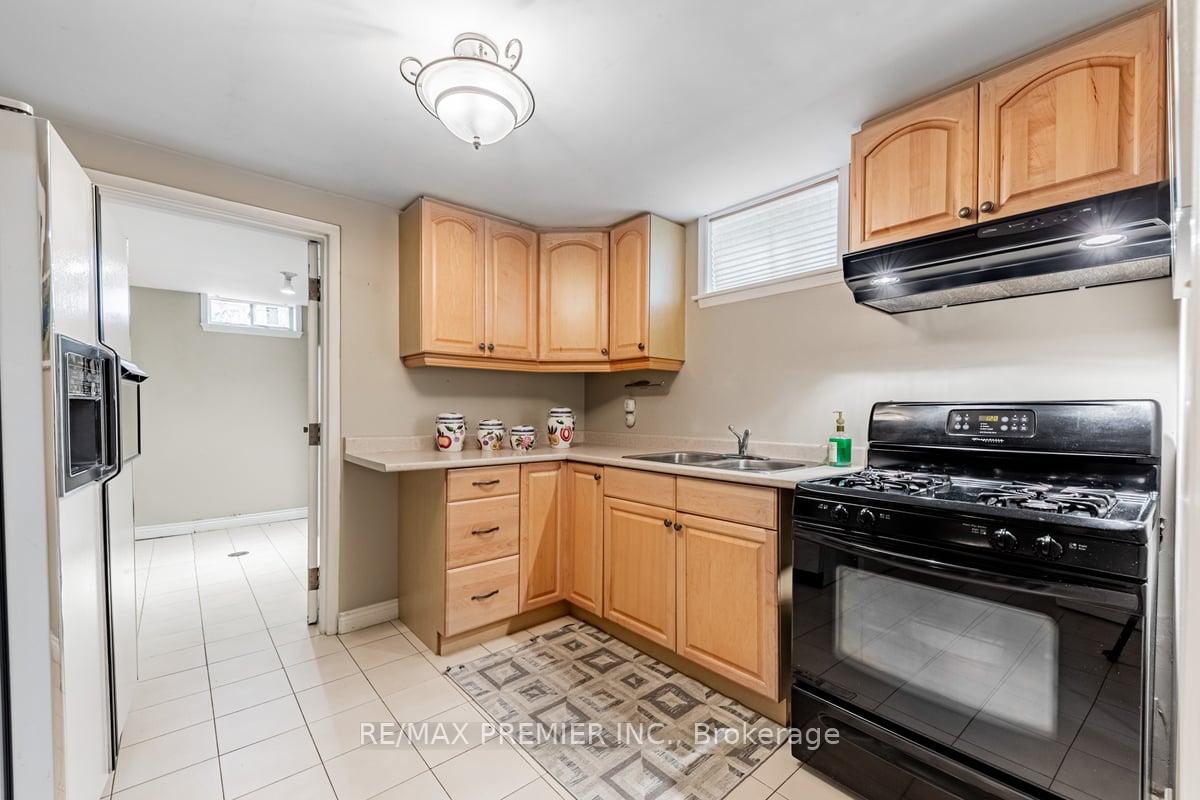 Photo 27 of 21 Knudson Lane, Vaughan, East Woodbridge — HOMEH