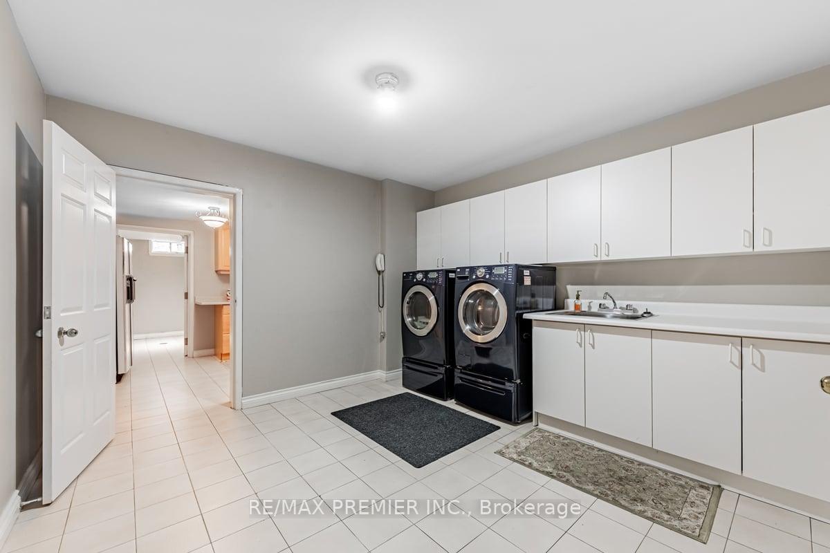 Photo 35 of 21 Knudson Lane, Vaughan, East Woodbridge — HOMEH