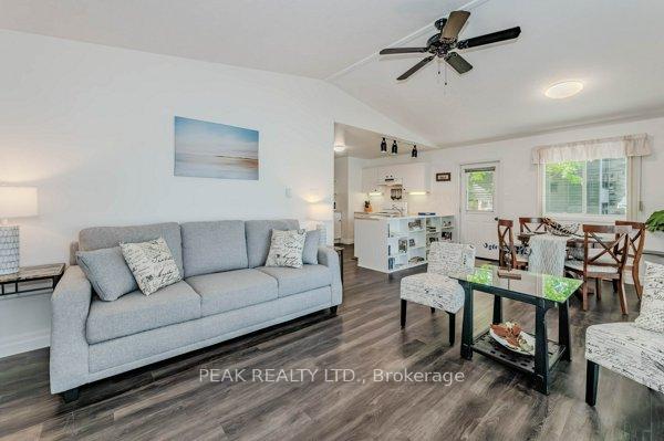 Photo 5 of 214 2 Road S, Mapleton, Rural Mapleton — HOMEH