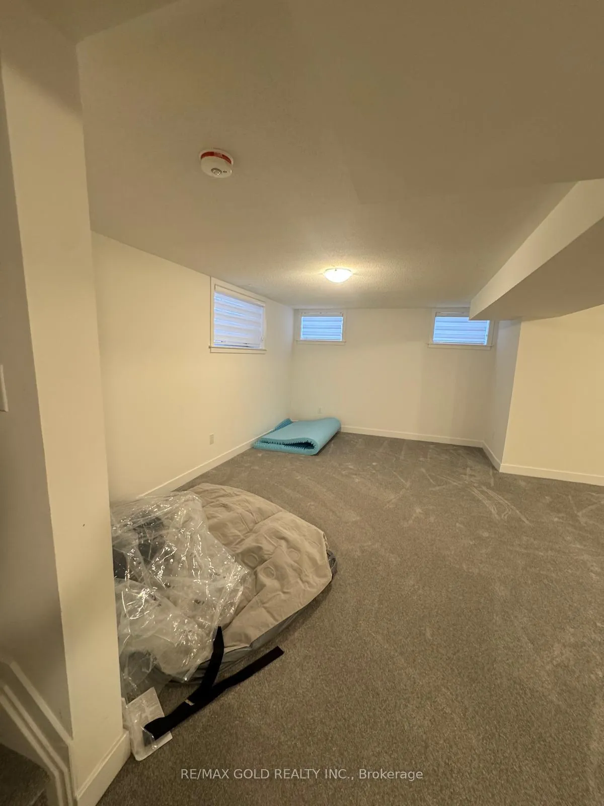 Photo 6 of 344 Monticello Avenue, Ottawa, Kanata - Emerald Meadows/Trailwest — HOMEH