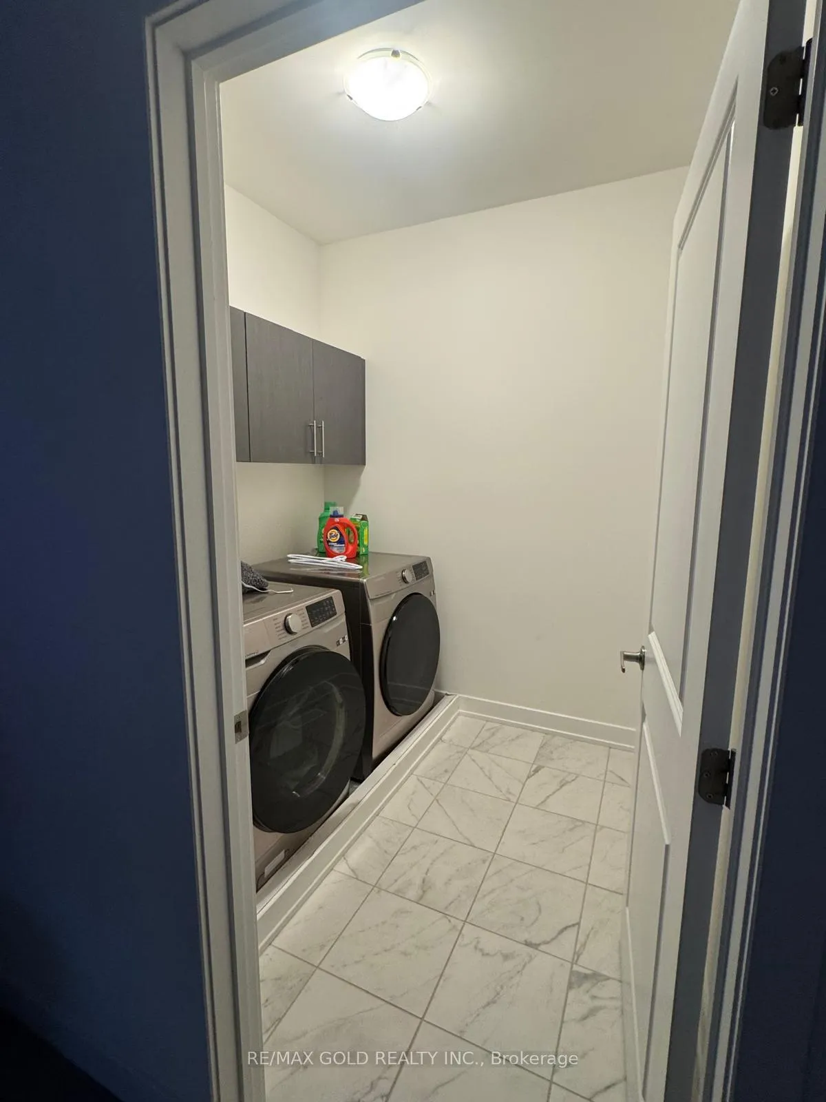 Photo 10 of 344 Monticello Avenue, Ottawa, Kanata - Emerald Meadows/Trailwest — HOMEH