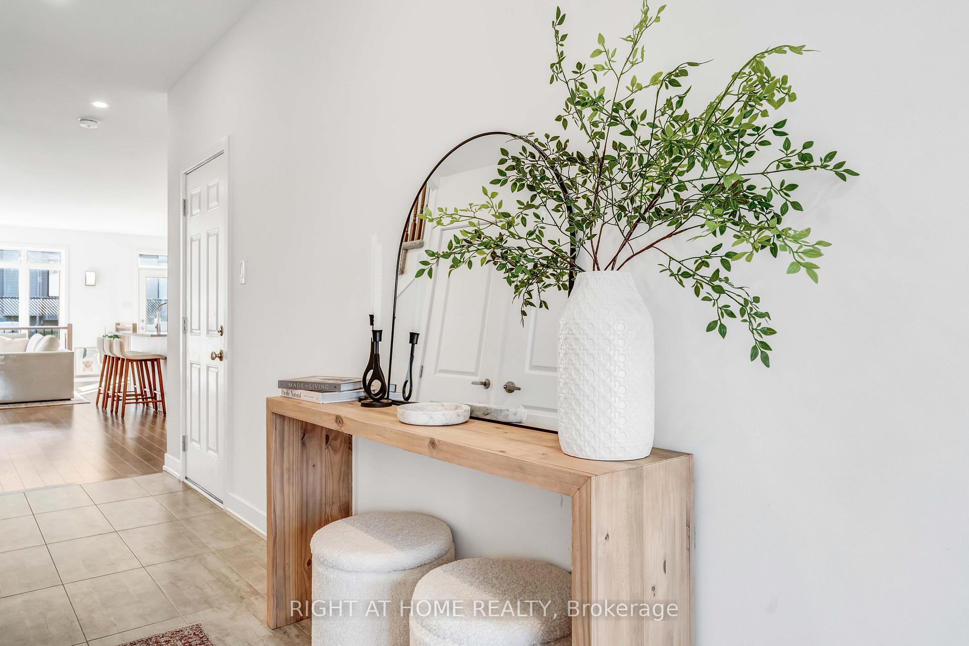Photo 5 of 623 Rathburn Lane, Ottawa, Leitrim — HOMEH