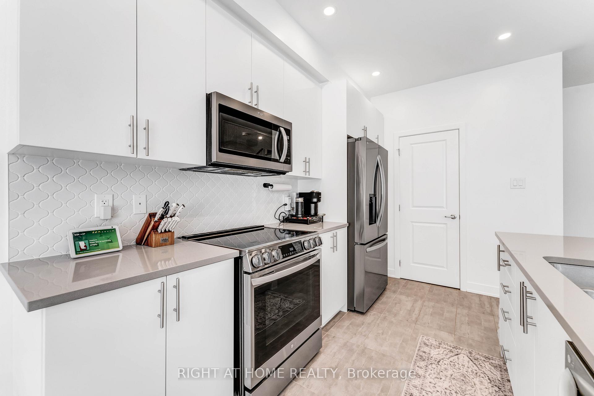 Photo 16 of 623 Rathburn Lane, Ottawa, Leitrim — HOMEH