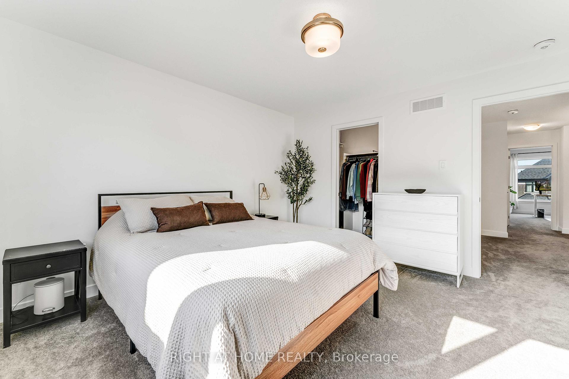 Photo 19 of 623 Rathburn Lane, Ottawa, Leitrim — HOMEH