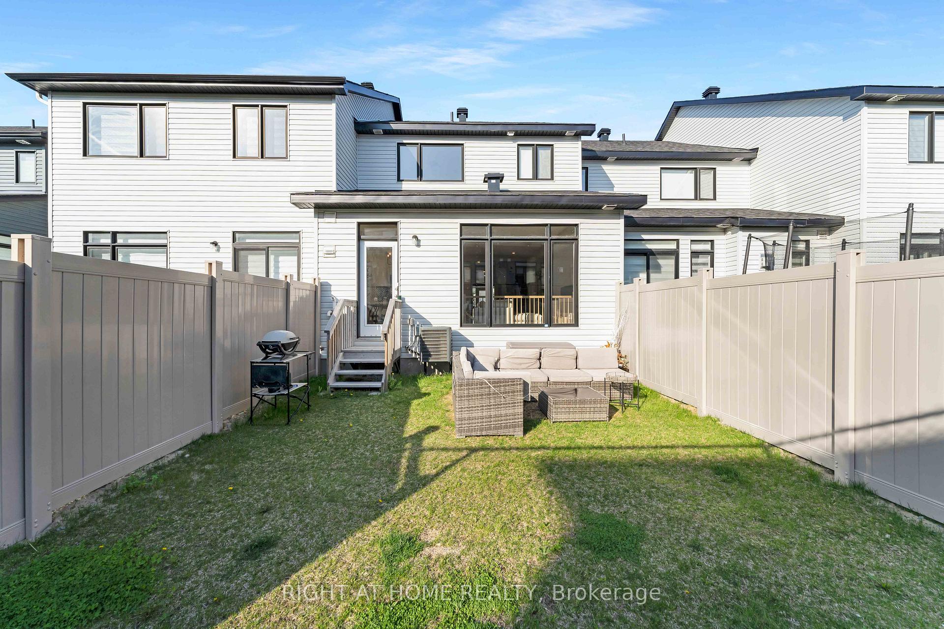 Photo 30 of 623 Rathburn Lane, Ottawa, Leitrim — HOMEH