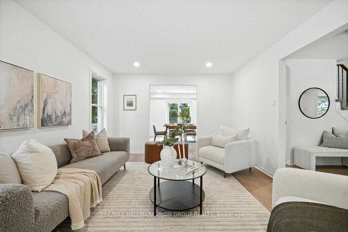 Photo 5 of 126 Hawk Crescent, Ottawa, Hunt Club/Western Community — HOMEH