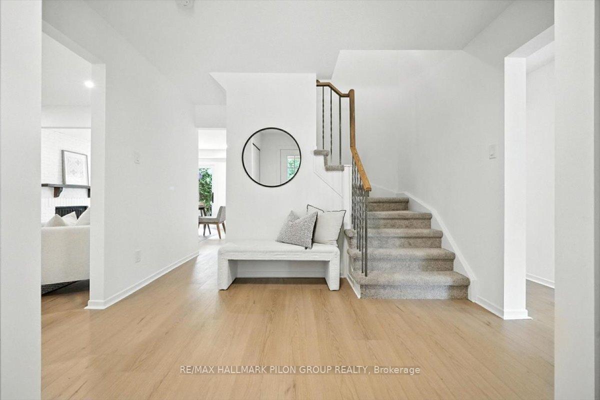 Photo 12 of 126 Hawk Crescent, Ottawa, Hunt Club/Western Community — HOMEH