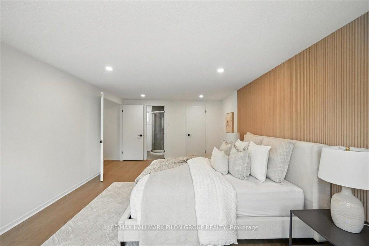 Photo 14 of 126 Hawk Crescent, Ottawa, Hunt Club/Western Community — HOMEH