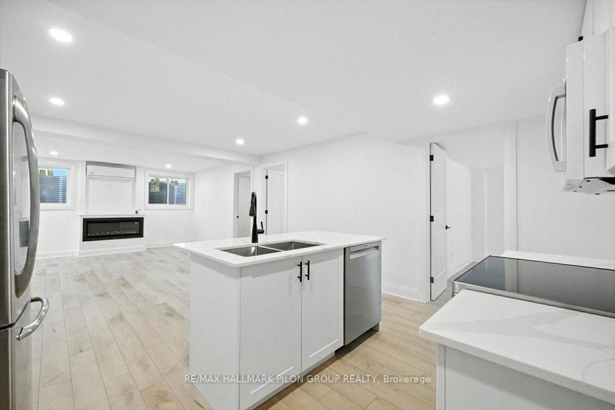 Photo 25 of 126 Hawk Crescent, Ottawa, Hunt Club/Western Community — HOMEH