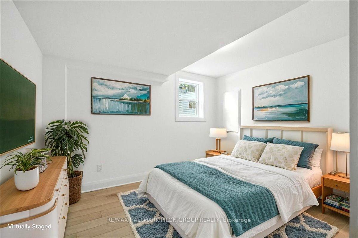 Photo 28 of 126 Hawk Crescent, Ottawa, Hunt Club/Western Community — HOMEH