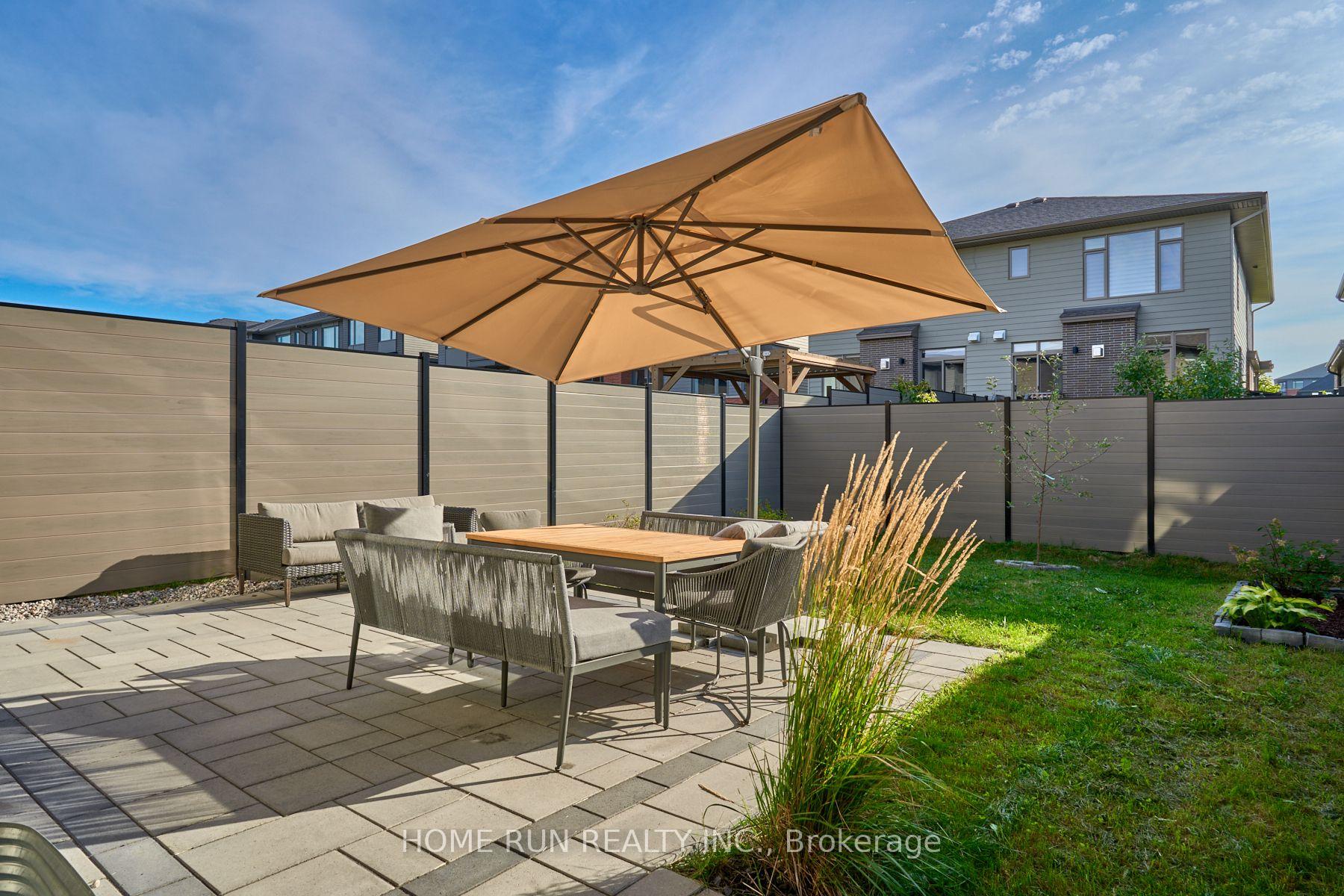 Photo 37 of 82 Michael Stoqua Street, Ottawa, CFB Rockcliffe and Area — HOMEH
