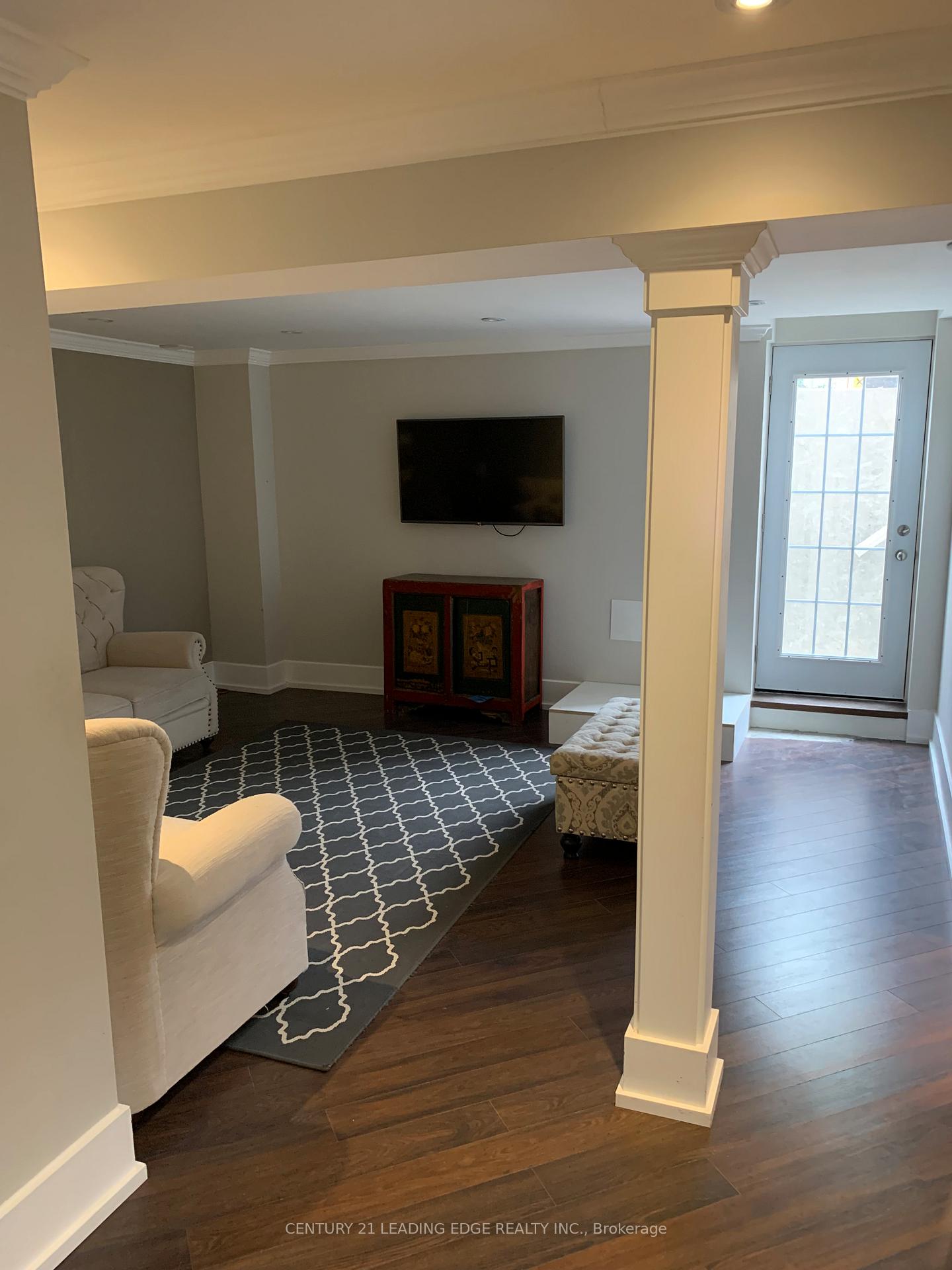 Photo 3 of 56 Vas Road, Vaughan, Vellore Village — HOMEH