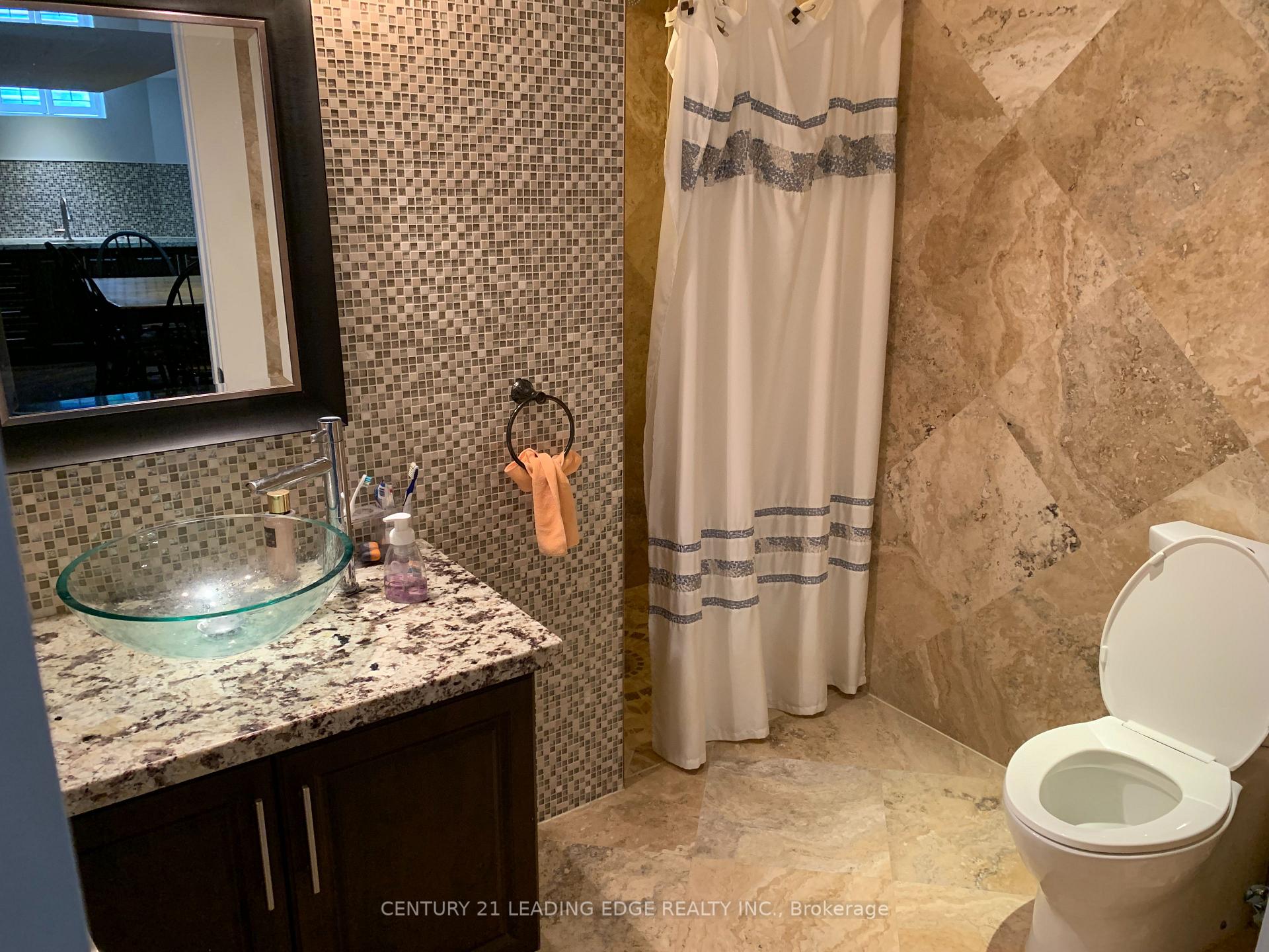 Photo 8 of 56 Vas Road, Vaughan, Vellore Village — HOMEH