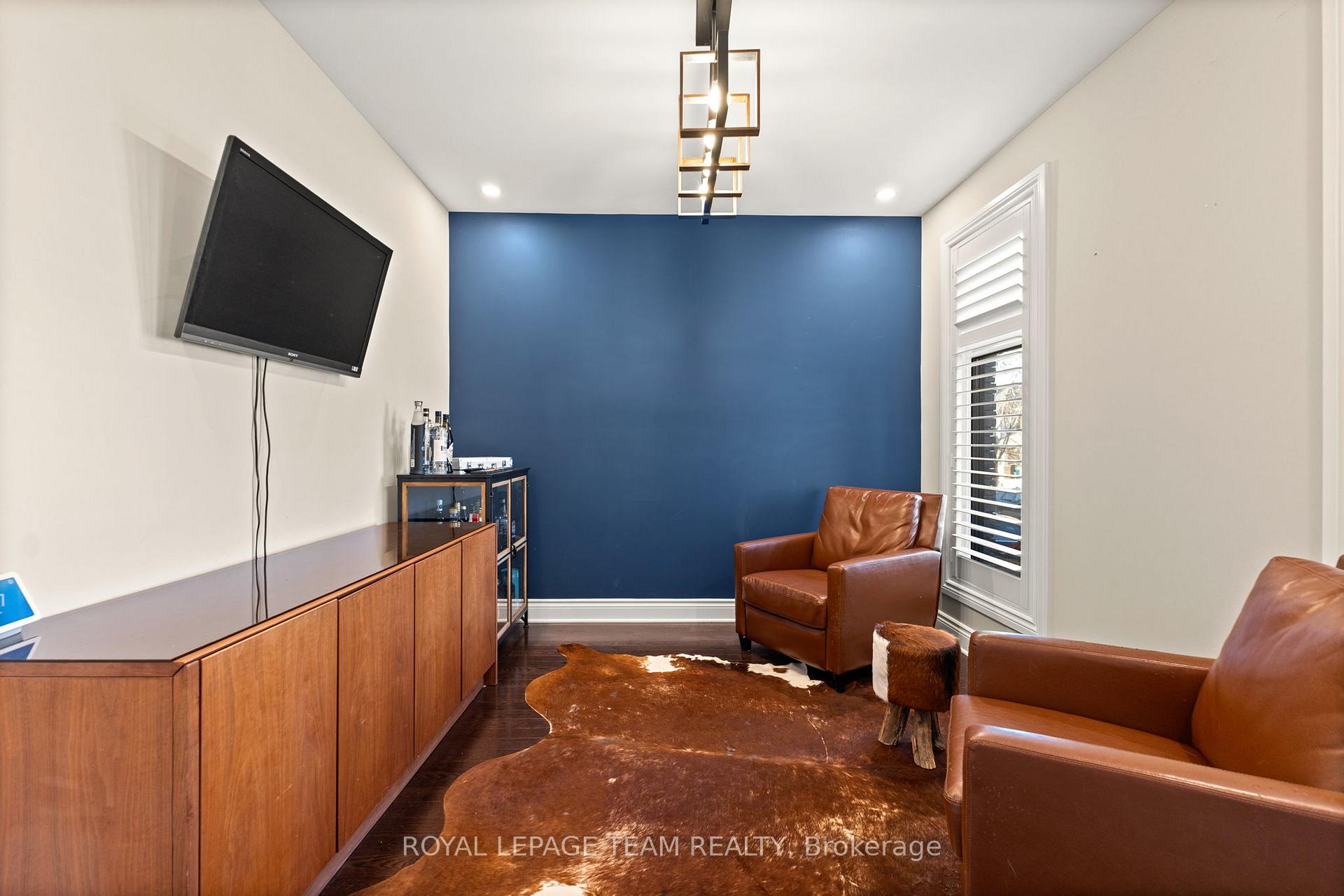 Photo 5 of 509 Chriscraft Way, Ottawa, Mahogany Community — HOMEH