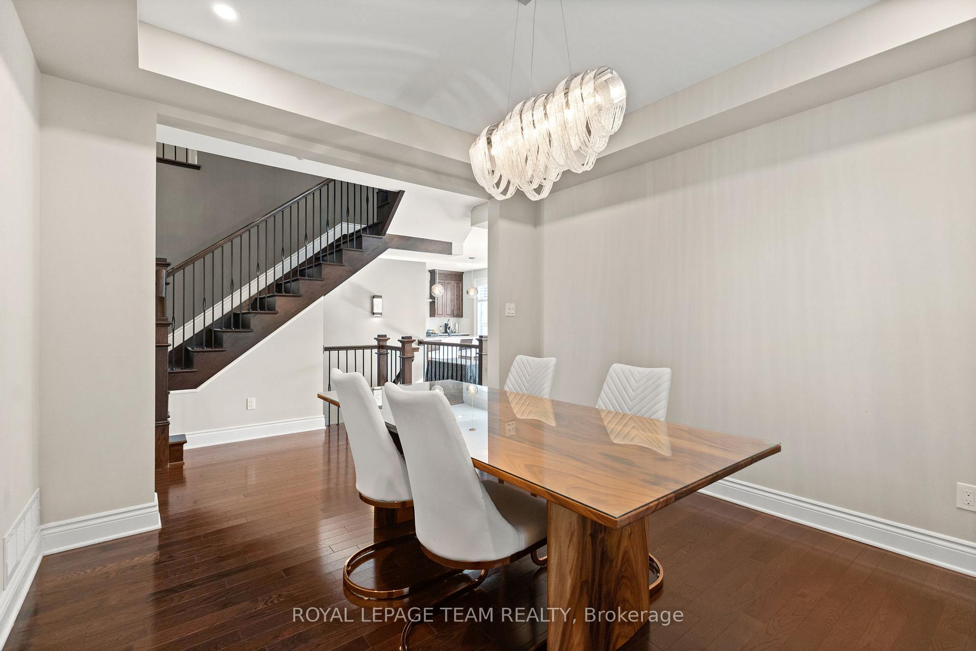 Photo 7 of 509 Chriscraft Way, Ottawa, Mahogany Community — HOMEH