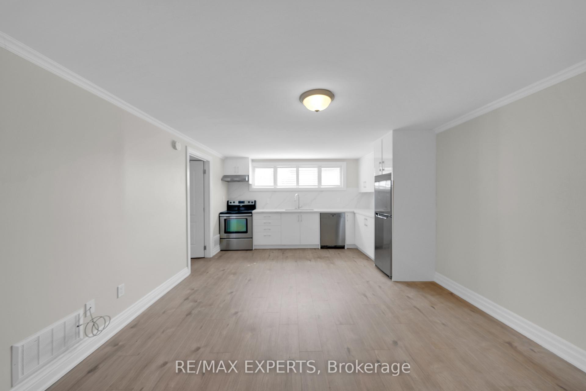 Photo 8 of 271 Newlove Drive, Caledon, Bolton East — HOMEH