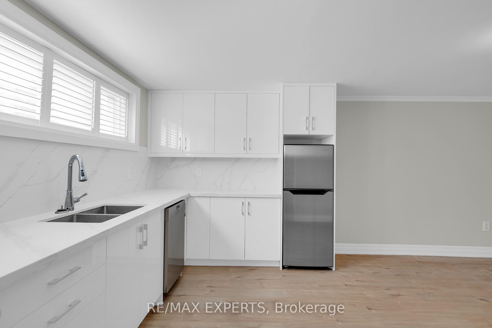 Photo 7 of 271 Newlove Drive, Caledon, Bolton East — HOMEH