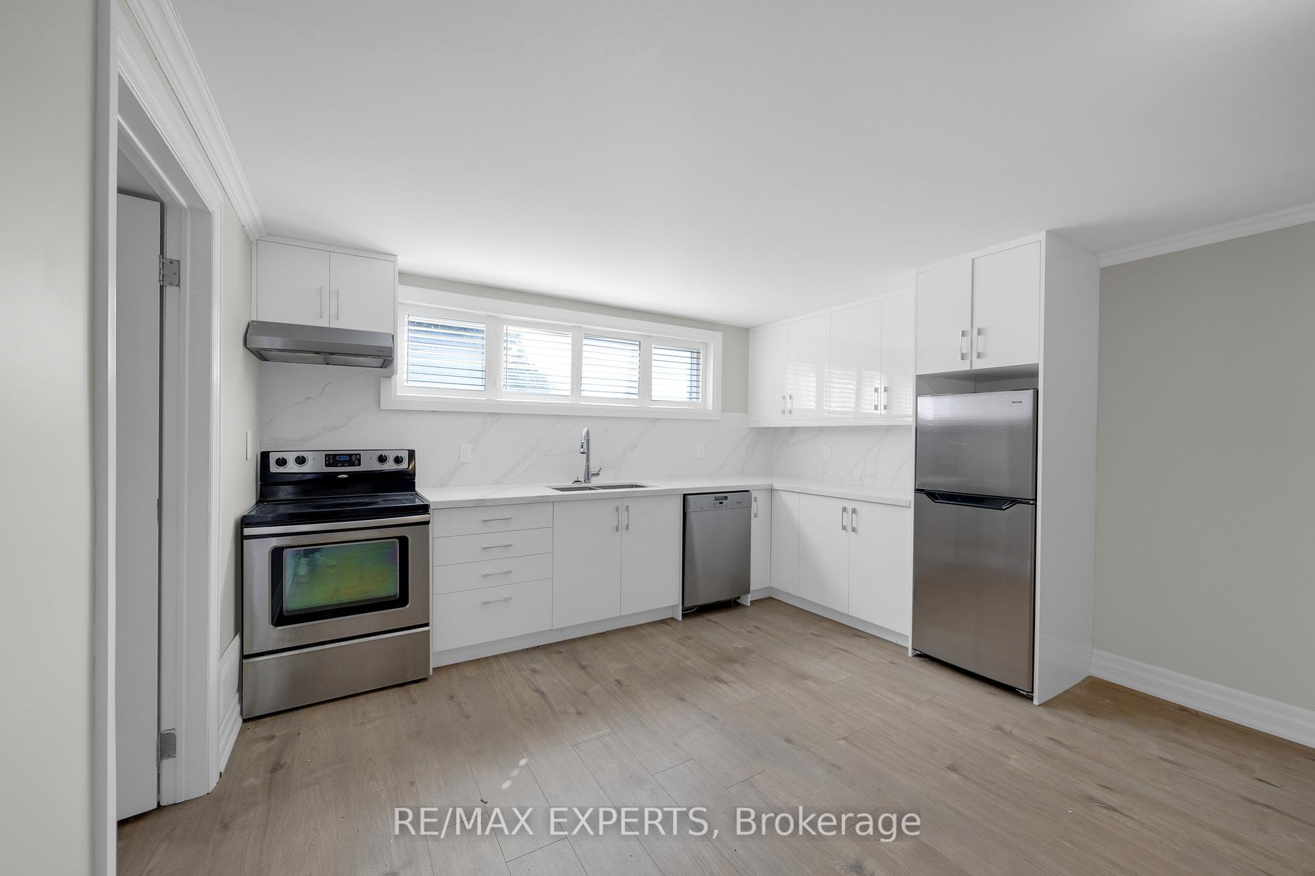 Photo 10 of 271 Newlove Drive, Caledon, Bolton East — HOMEH