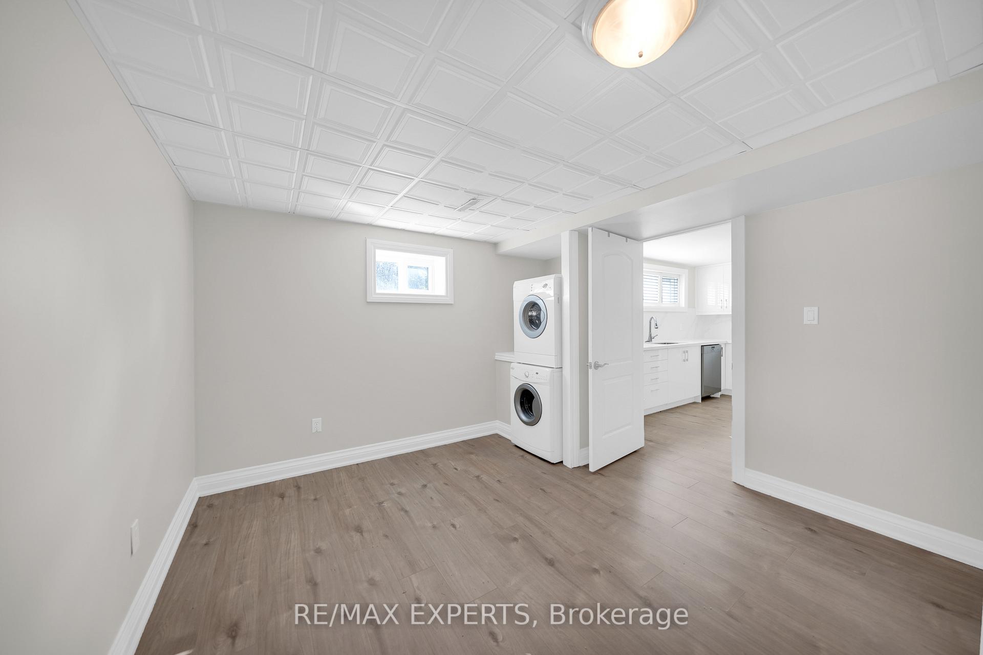 Photo 13 of 271 Newlove Drive, Caledon, Bolton East — HOMEH