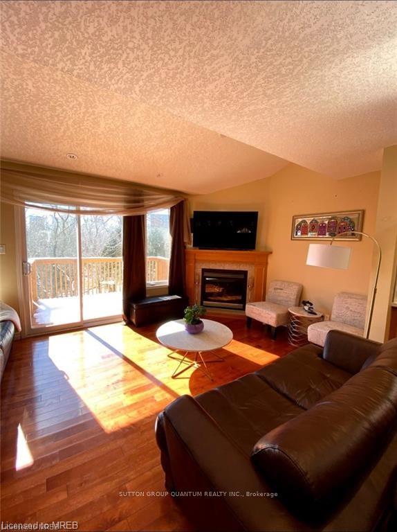Photo 9 of 218 Dearborn Boulevard, Waterloo, Colonial Acres — HOMEH