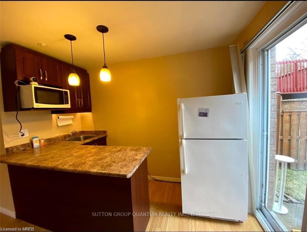 Photo 17 of 218 Dearborn Boulevard, Waterloo, Colonial Acres — HOMEH