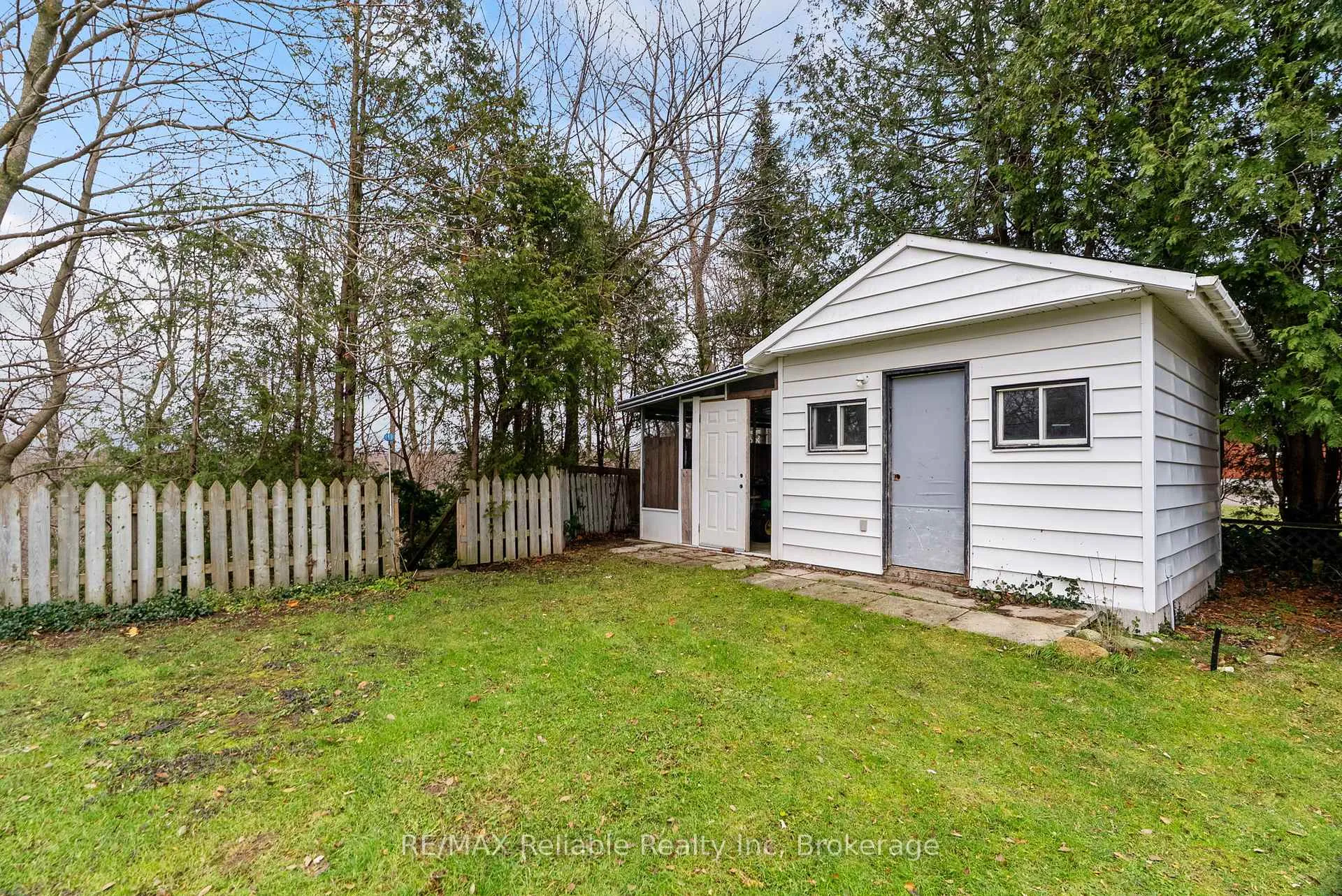 Photo 29 of 77836 London Road, Huron East, Tuckersmith — HOMEH