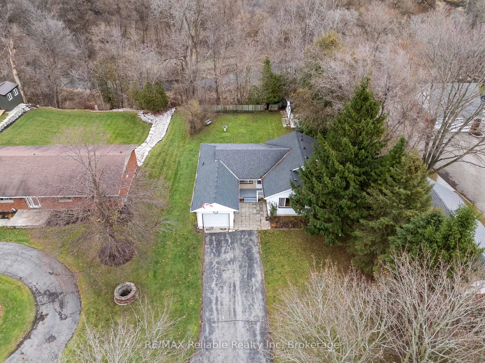 Photo 33 of 77836 London Road, Huron East, Tuckersmith — HOMEH