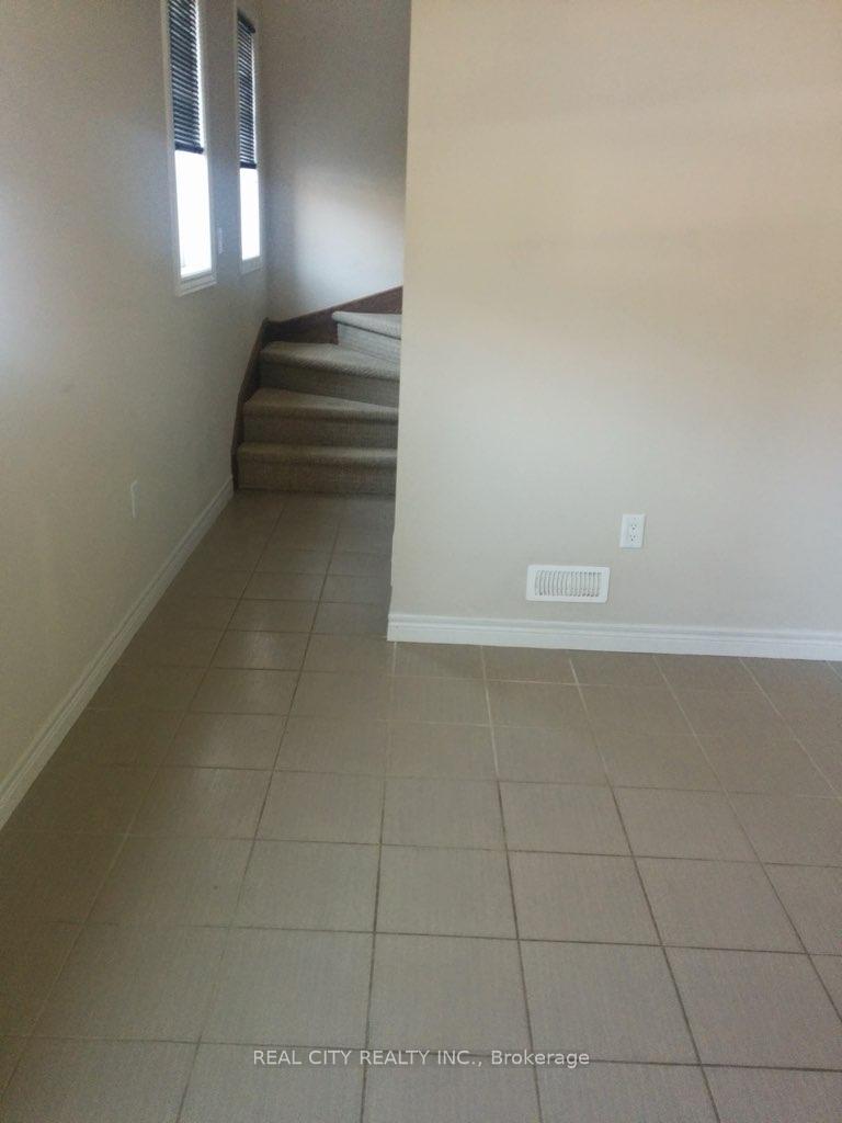 Photo 2 of Unit UNIT43, 310 Fall Fair Way, Hamilton, Binbrook — HOMEH