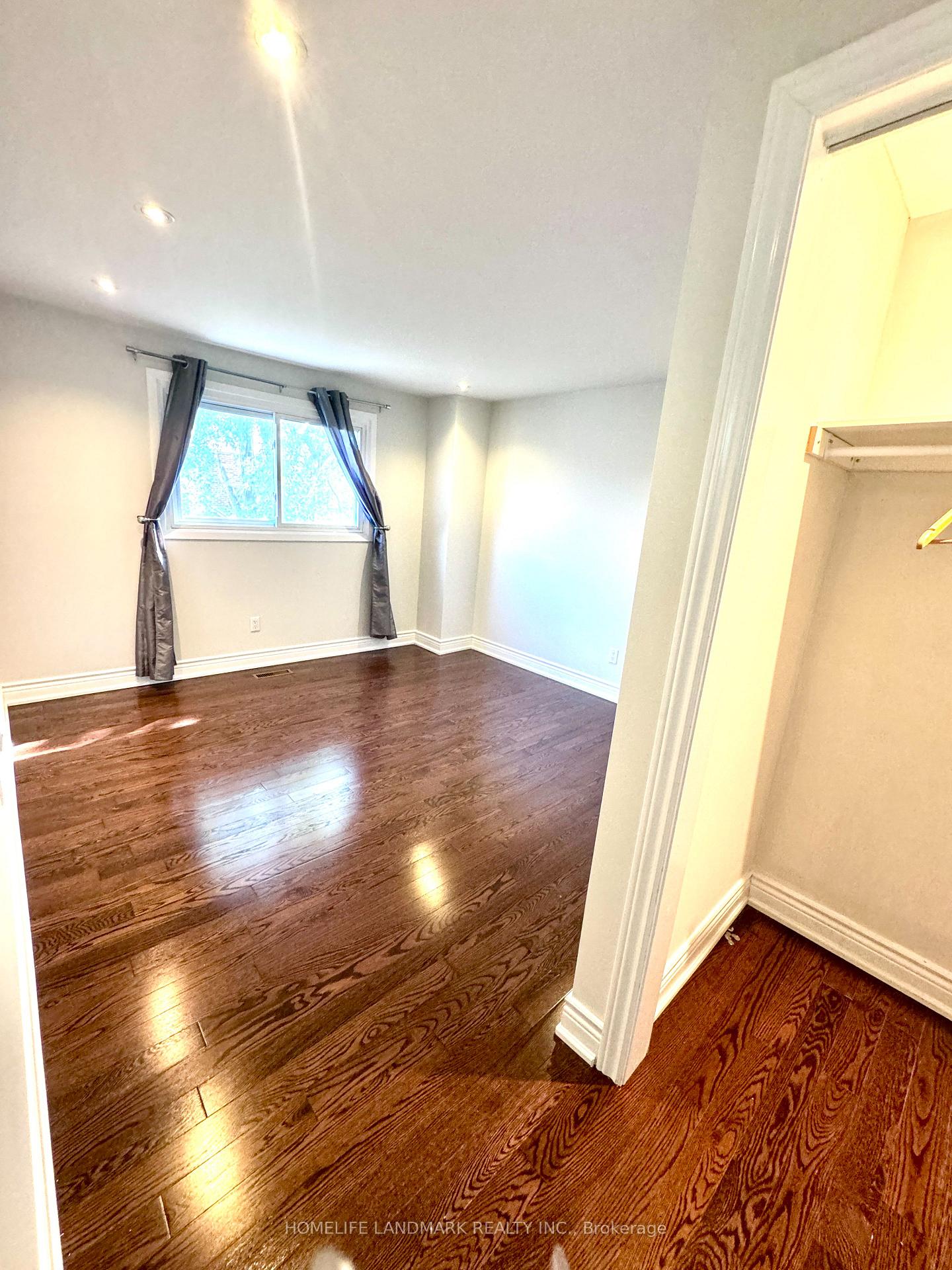 Photo 12 of 116 Tangmere Crescent, Markham, Milliken Mills East — HOMEH