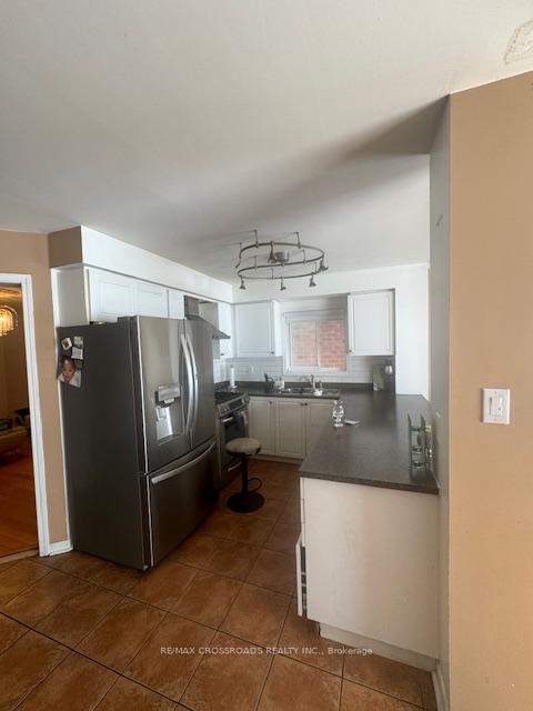 Photo 11 of Unit Upper, 653 Sunbird Trail, Pickering, Amberlea — HOMEH